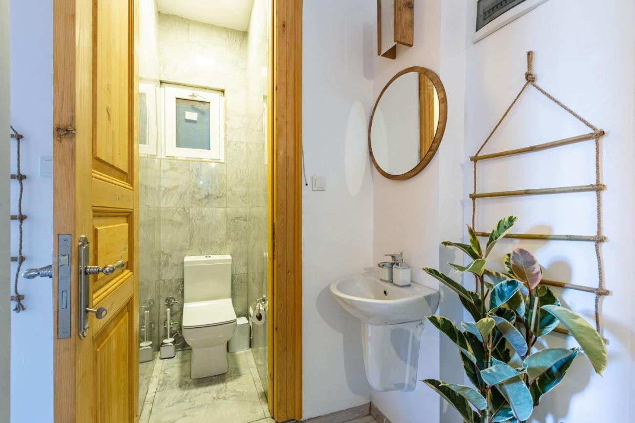 Апартаменты Exceptional Flat 1 Min To Metro & Galata Tower Стамбул Экстерьер фото